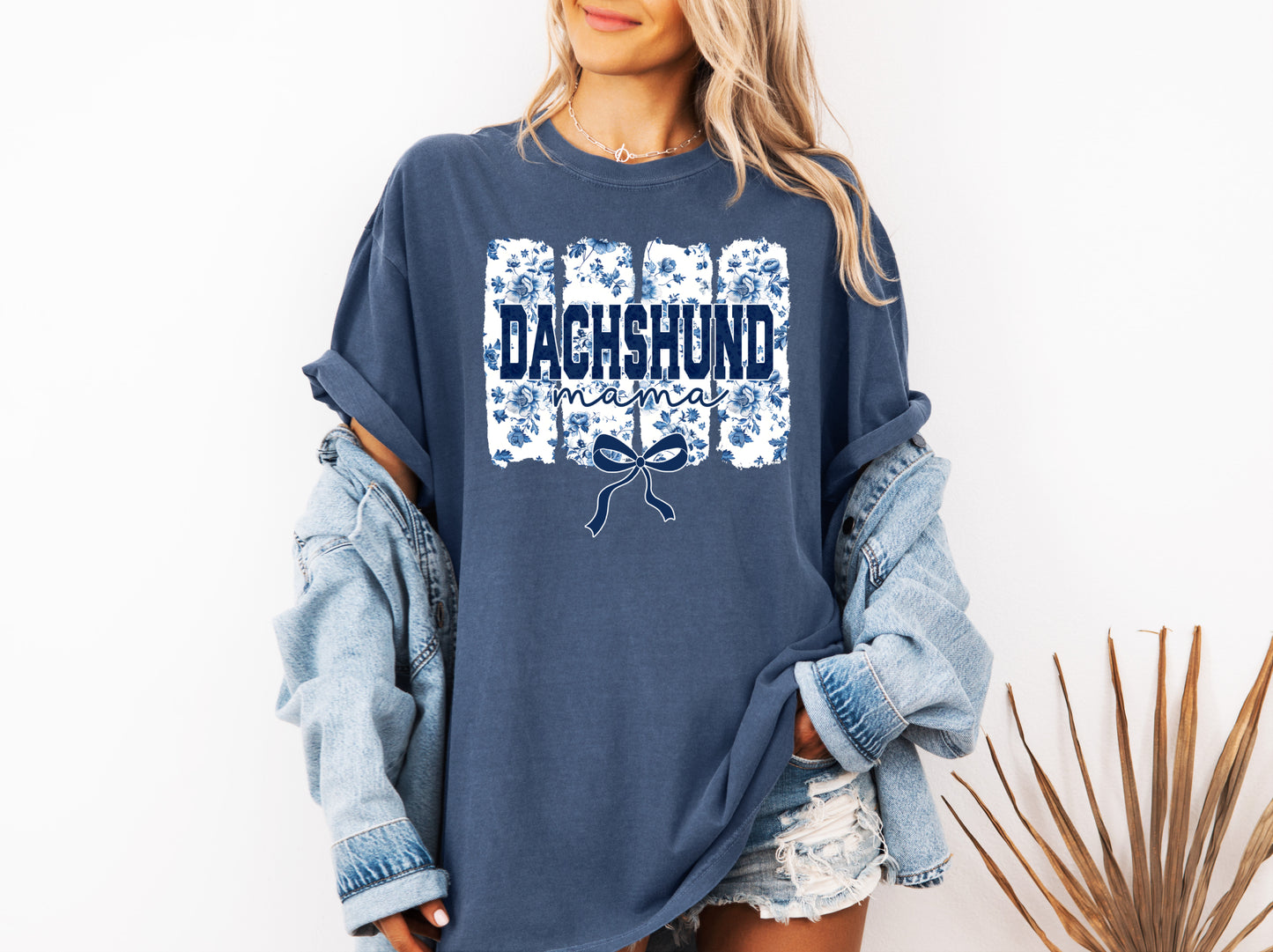Dachshund Mama Blue Floral T-Shirt