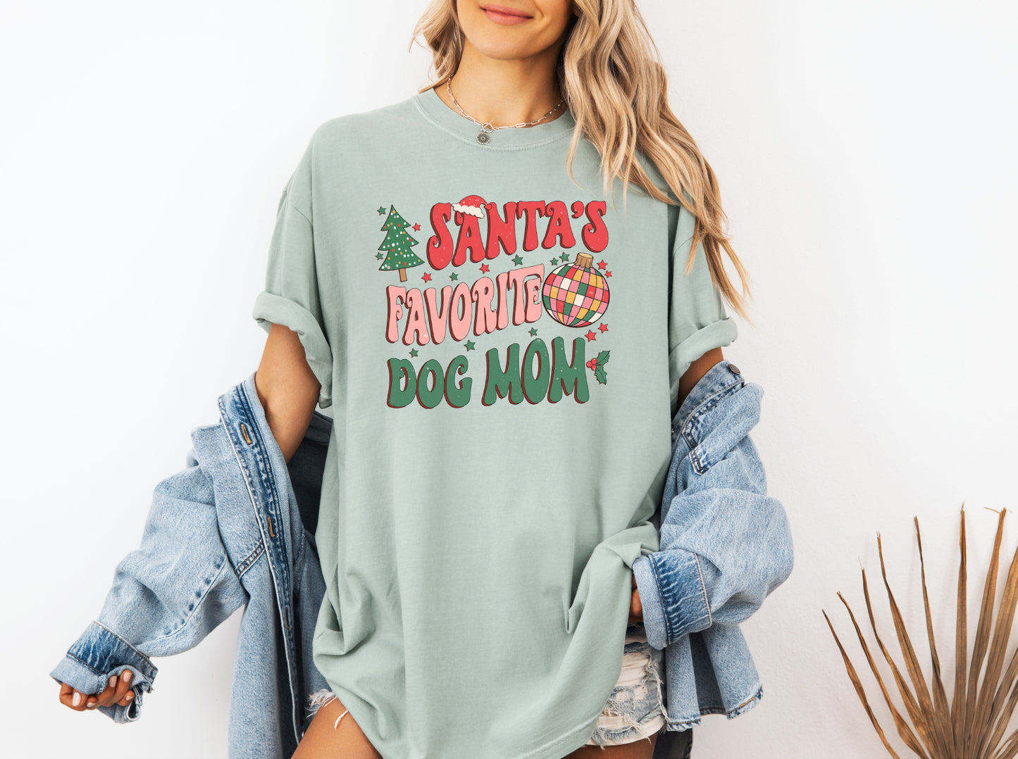 Santa's Favorite Dog Mom T-Shirt