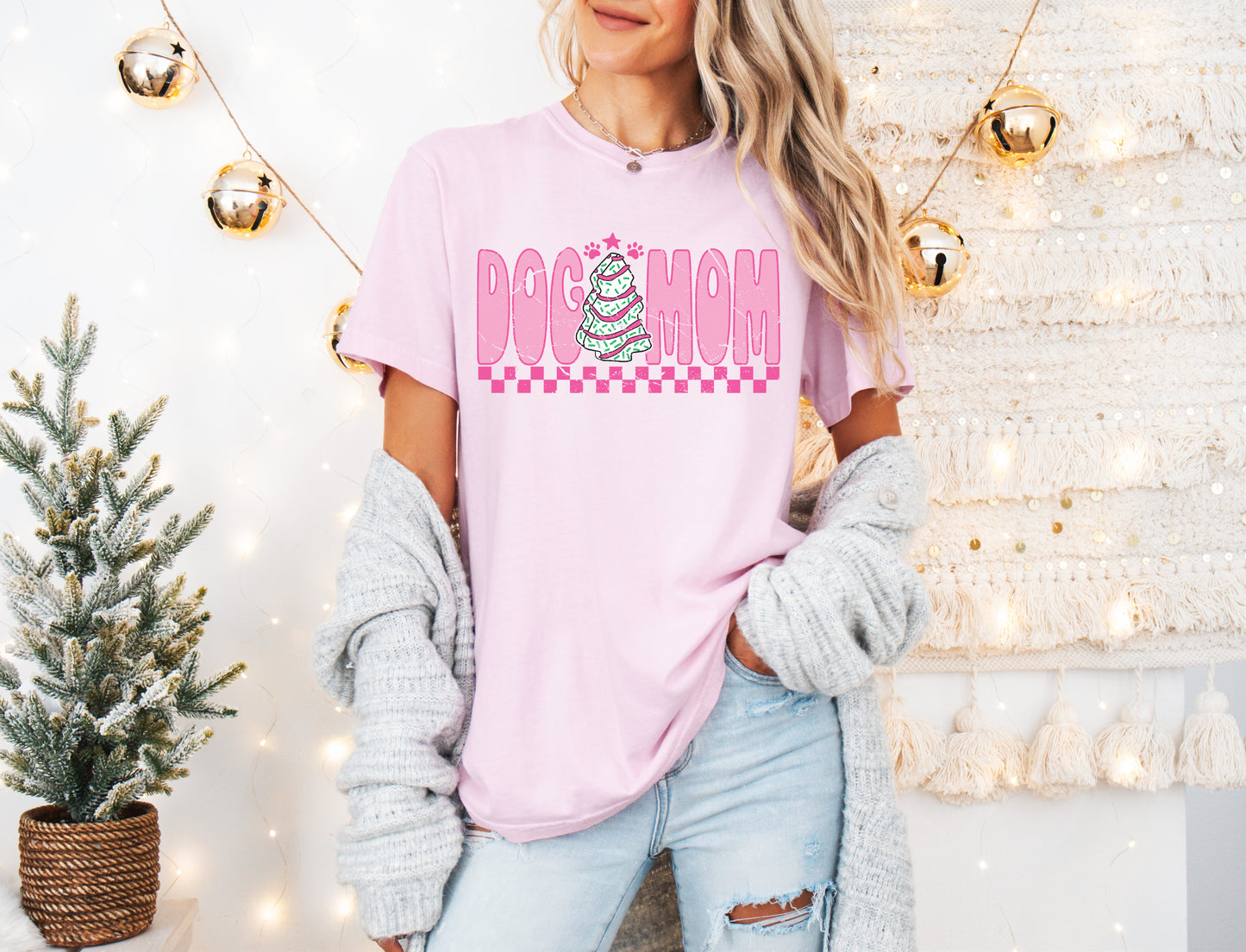 Dog Mom Christmas Cake T-Shirt
