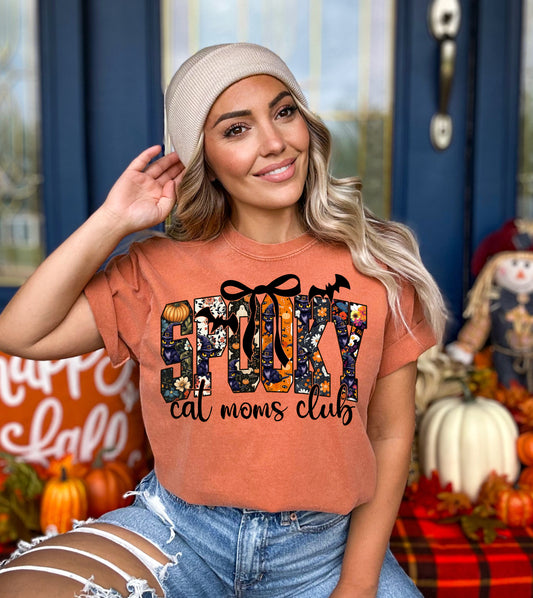 Spooky Cat Mom T-Shirt